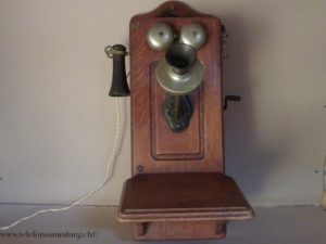 Kellog Chicago Holztelefon